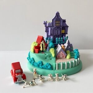 1996 Disney 101 Dalmatians play set - complete